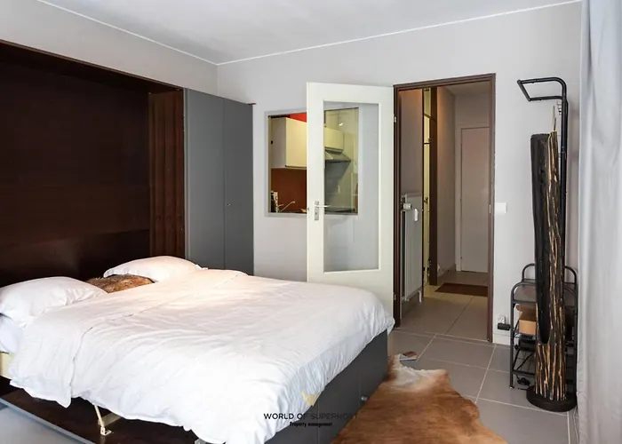 Sea Side Next To The Centre Oostende